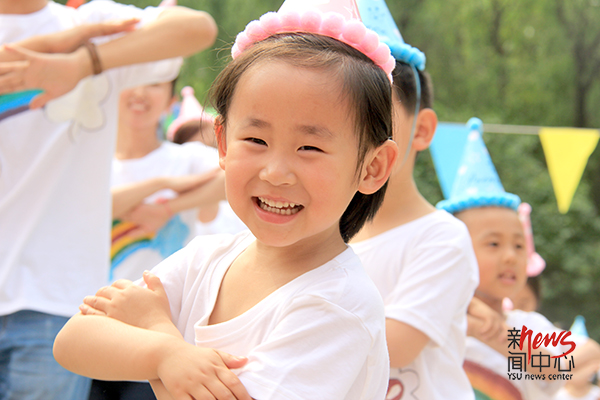 印象乐鱼手机官方 • 幼儿园的快乐时光（组图）